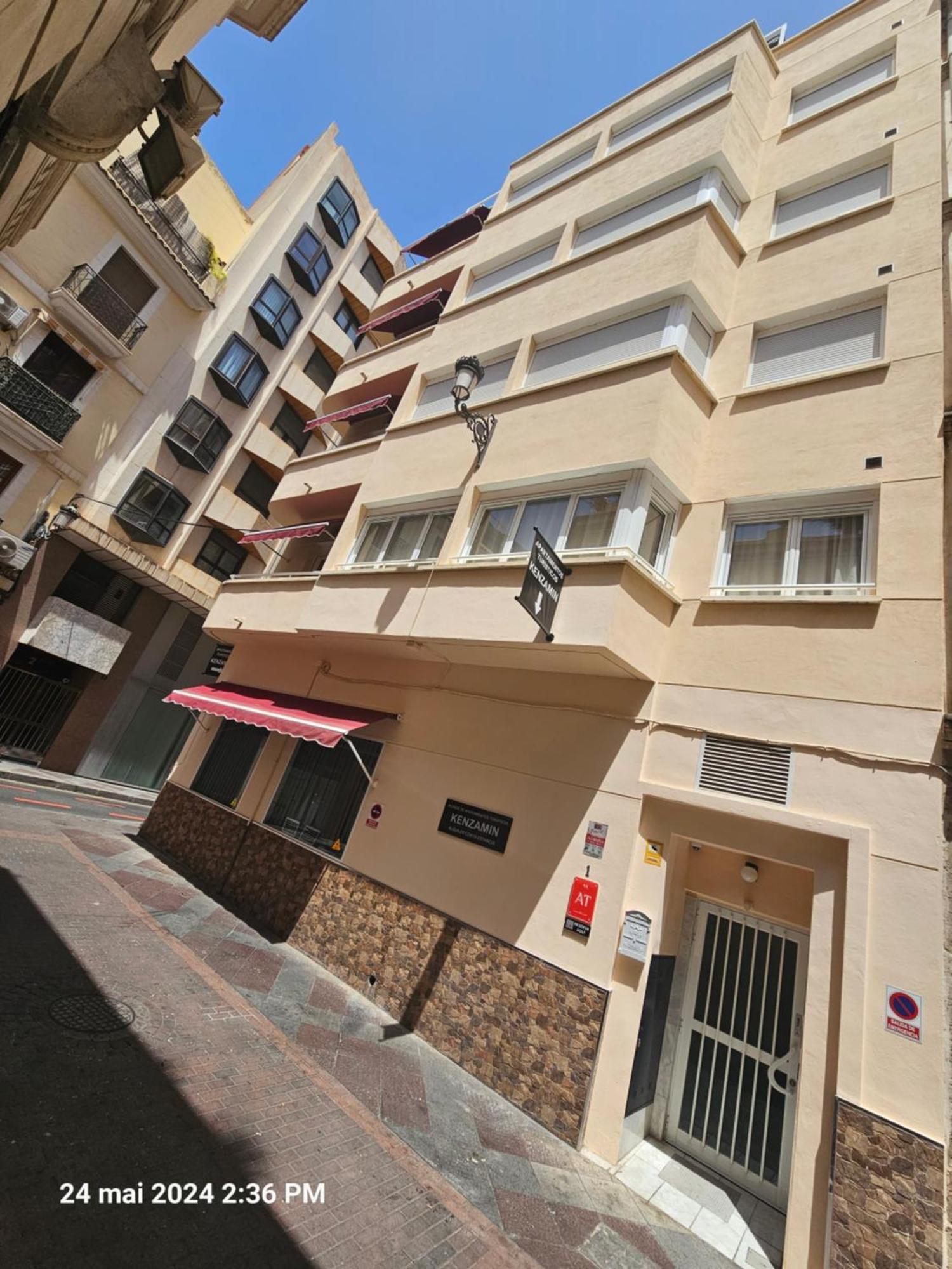Apartamentos Turisticos Kenzamin Alicante Exterior photo