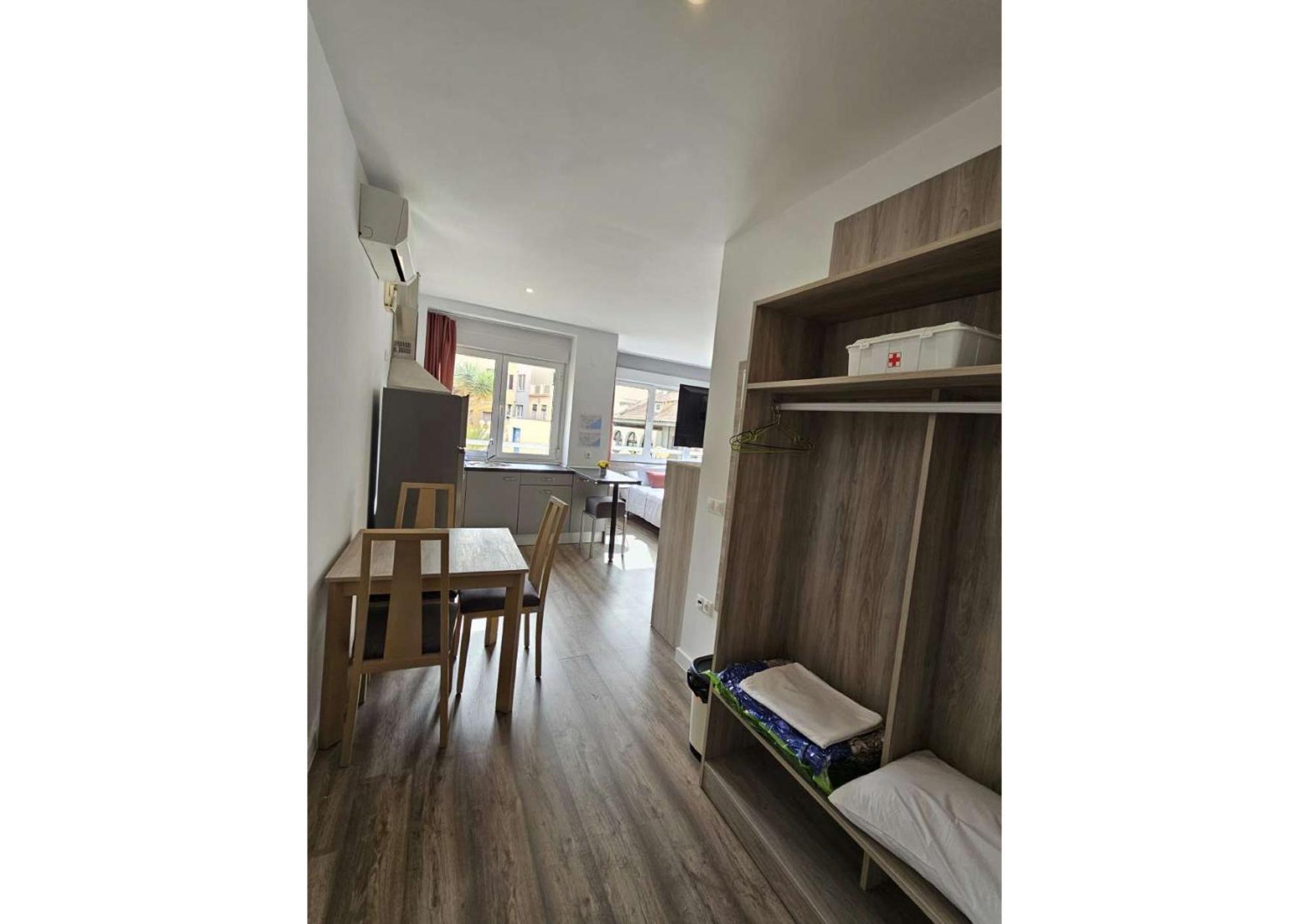 Apartamentos Turisticos Kenzamin Alicante Exterior photo