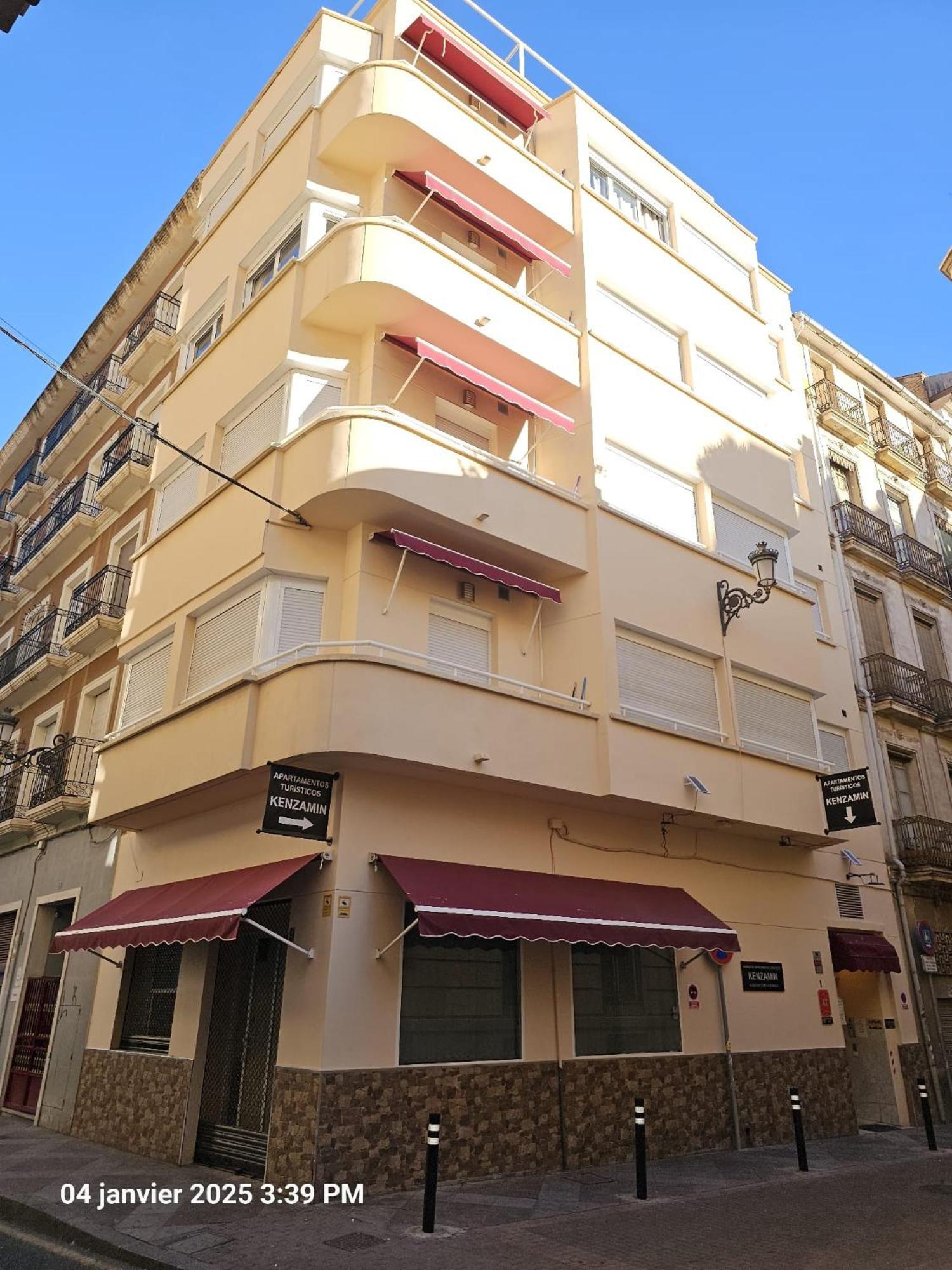 Apartamentos Turisticos Kenzamin Alicante Exterior photo